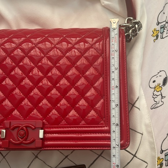 Chanel patent in excellent condition. Clean and in amazing condition. - Picture 14 of 16